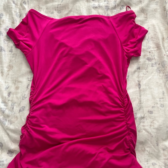 EXPRESS Body Contour - Picture 4 of 7